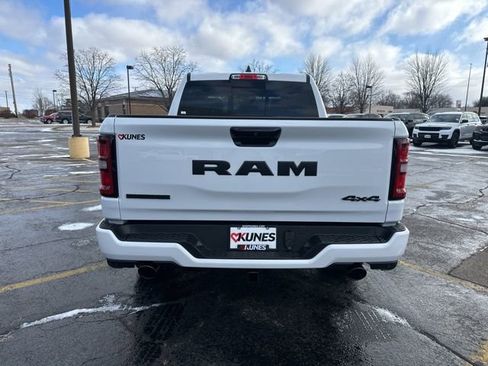 New 2026 RAM 1500 Big Horn AWD/4WD image 9