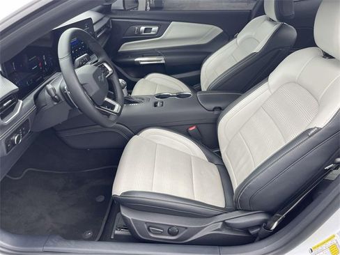 Used 2024 Ford Mustang GT Premium image 14