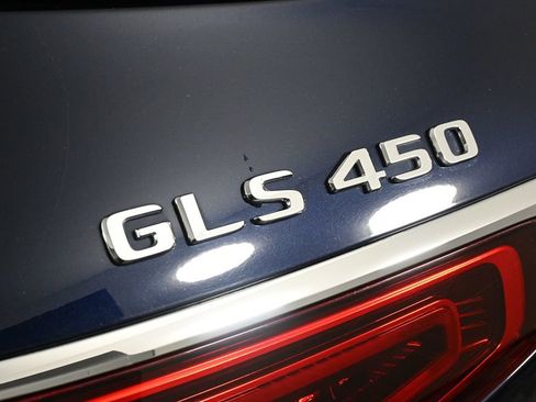 Certified 2022 Mercedes-Benz GLS 450 4MATIC image 27