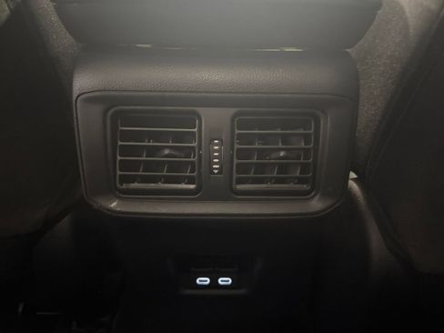 Used 2025 Toyota RAV4 XLE image 28