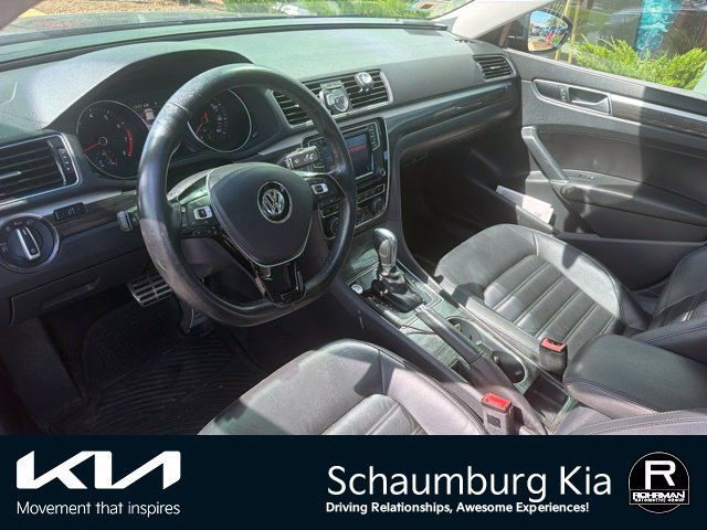 Used 2016 Volkswagen Passat 1.8T SEL Premium FWD image 5