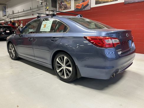 Used 2017 Subaru Legacy 2.5i Limited image 9