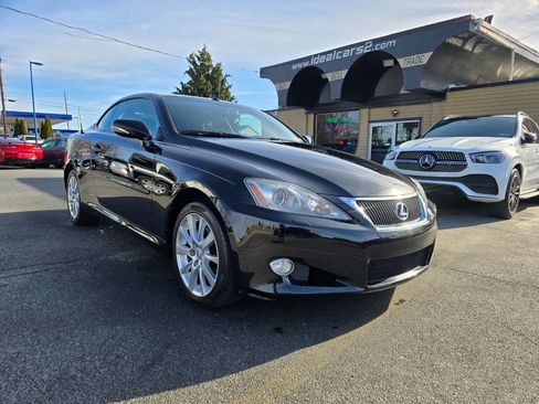 Used 2010 Lexus IS 250C image 2