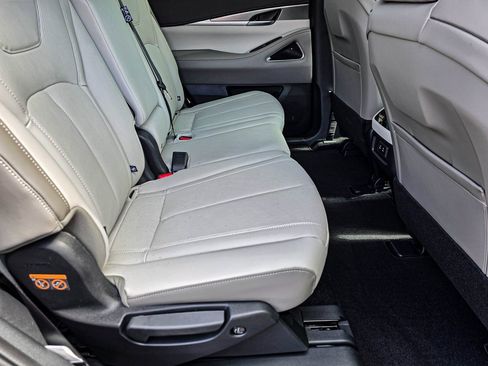 New 2026 INFINITI QX60 Luxe image 39