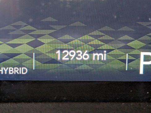 Used 2025 Jeep Wrangler Unlimited Rubicon 4xe w/ Convenience Group image 24