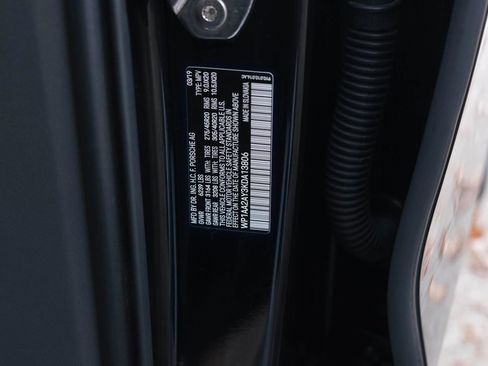 Used 2019 Porsche Cayenne image 51