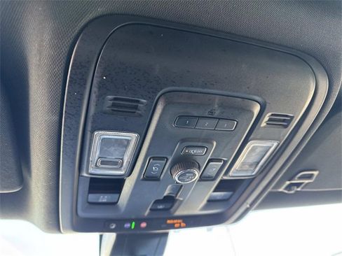 Used 2021 Chevrolet Tahoe RST w/ Luxury Package image 23