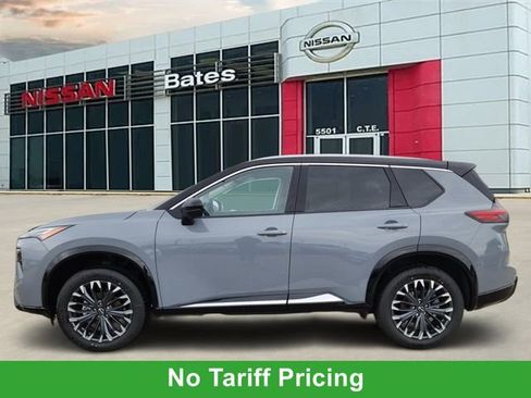 New 2026 Nissan Rogue Platinum AWD/4WD image 3