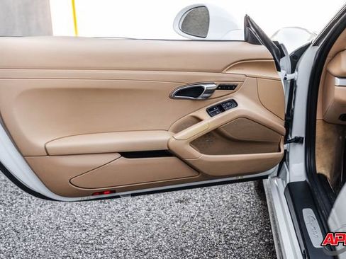 Used 2014 Porsche Cayman image 59