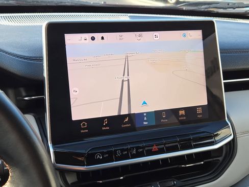 Used 2022 Jeep Compass Limited w/ Elite Group image 14