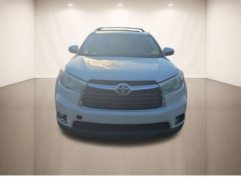 Used 2016 Toyota Highlander Limited FWD image 8