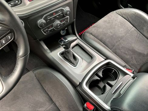 Used 2023 Dodge Charger R/T w/ Plus Group RWD image 17