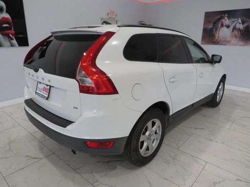 Used 2010 Volvo XC60 3.2 FWD image 3