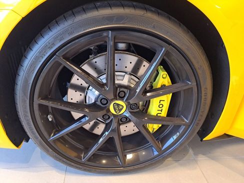 New 2025 Lotus Emira image 20