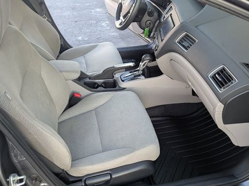 Used 2013 Honda Civic EX image 19
