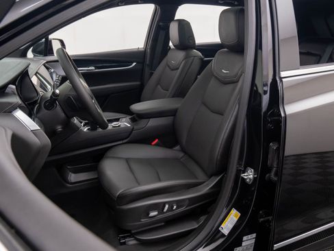 New 2026 Cadillac XT5 Premium Luxury w/ LPO, Floor Liner Package AWD/4WD image 10