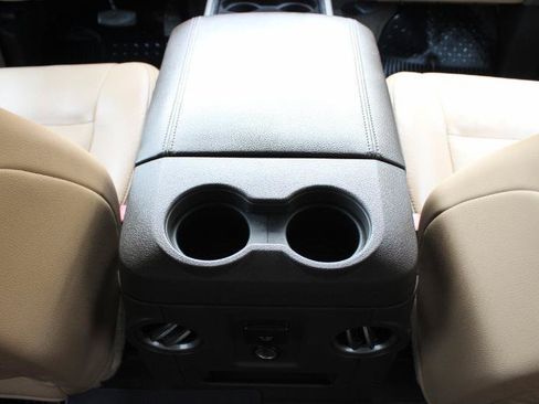 Used 2015 Ford F250 Lariat w/ Lariat Ultimate Package AWD/4WD image 40