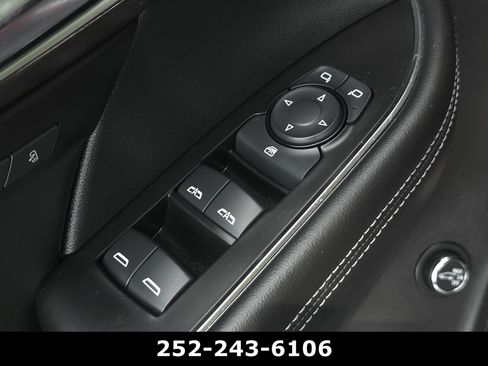 Used 2023 Buick Envision Avenir FWD image 27