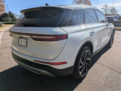 Used 2023 Lincoln Corsair Reserve w/ Equipment Group 201A image 6