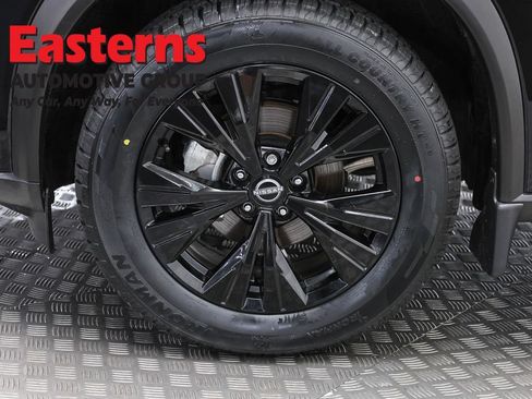 Used 2023 Nissan Rogue SV w/ SV Premium B Package AWD/4WD image 33