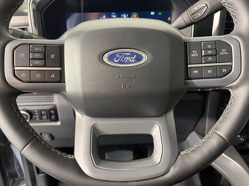Used 2025 Ford F350 Lariat AWD/4WD image 16