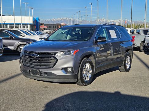 Used 2019 Chevrolet Traverse LT w/ LPO, Blackout Package image 8