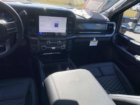 New 2026 Ford F250 Lariat w/ Black Appearance Package AWD/4WD image 14