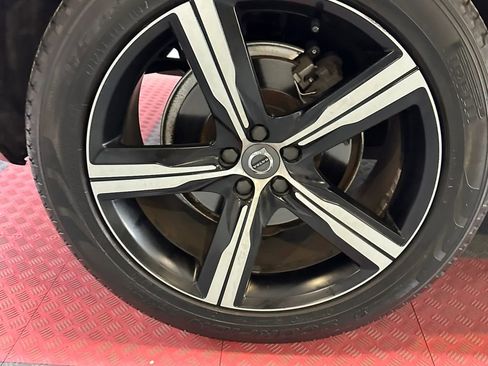 Used 2016 Volvo XC90 T5 R-Design FWD image 35