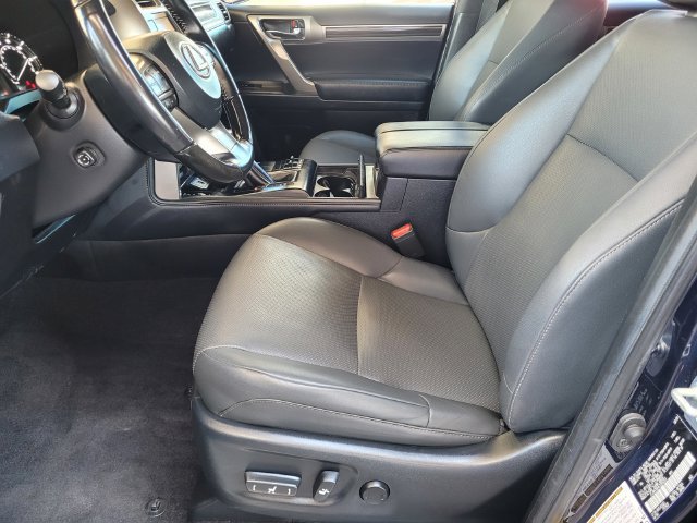 Used 2020 Lexus GX 460 Premium w/ Premium Package AWD/4WD image 17