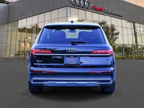 Used 2023 Audi Q7 3.0T Prestige w/ Prestige Package image 3