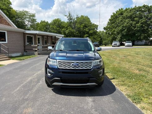 Used 2017 Ford Explorer Platinum AWD/4WD image 7