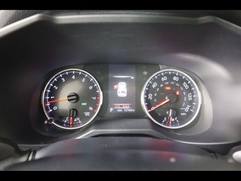 Used 2021 Toyota RAV4 XLE w/ Convenience Package image 26