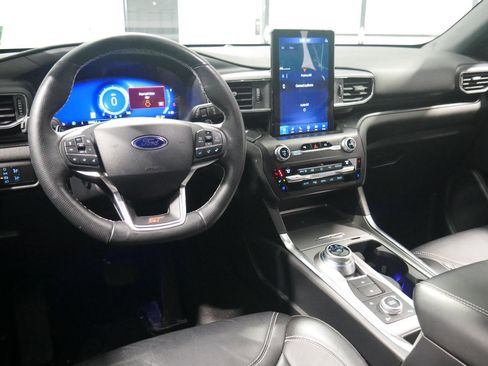 Used 2020 Ford Explorer ST w/ ST Street Pack image 14