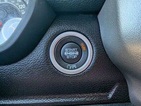 Used 2021 RAM 2500 Laramie image 18