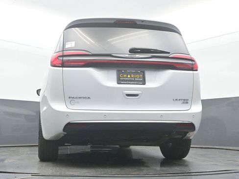Used 2023 Chrysler Pacifica Limited AWD/4WD image 50