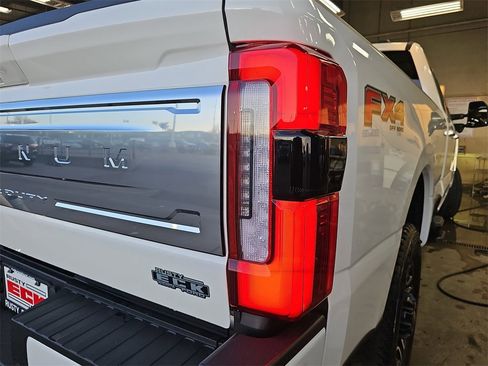 Used 2024 Ford F350 Platinum image 34