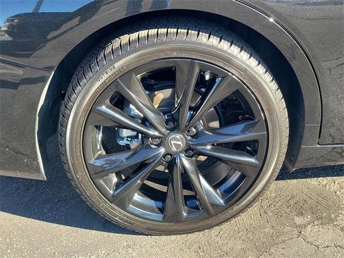 Used 2024 Lexus ES 300h F Sport image 6