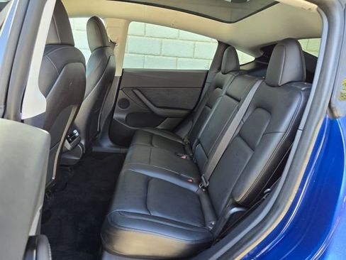 Used 2020 Tesla Model Y Long Range AWD/4WD image 35