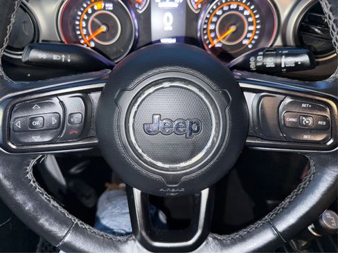 Used 2019 Jeep Wrangler Unlimited Sport S image 18