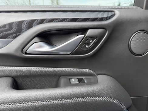 Used 2022 GMC Yukon Denali image 31