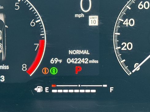 Used 2023 Honda Civic Sport image 23