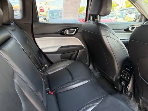 Used 2025 Jeep Compass Limited AWD/4WD image 12