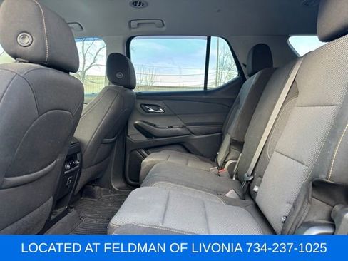 Used 2020 Chevrolet Traverse LS image 9