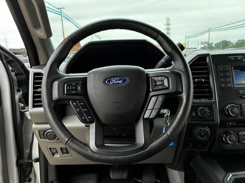 Used 2018 Ford F150 XLT w/ Equipment Group 301A Mid image 18