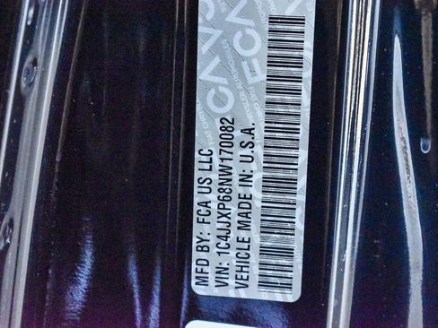 Used 2022 Jeep Wrangler Unlimited Sahara image 28