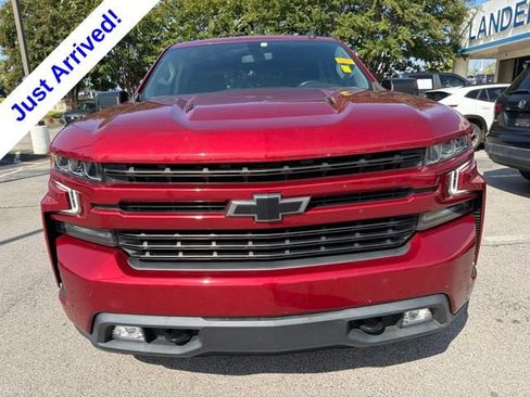 Used 2022 Chevrolet Silverado 1500 RST w/ LPO, Blackout Package AWD/4WD image 8