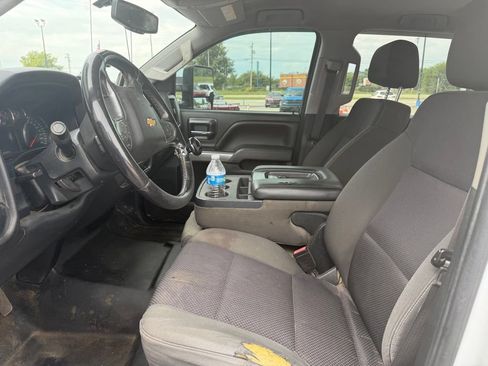 Used 2015 Chevrolet Silverado 2500 LT w/ LT Fleet Convenience Package AWD/4WD image 8