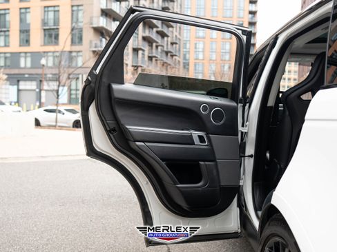 Used 2017 Land Rover Range Rover Sport SVR image 46