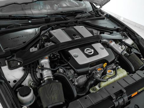 Used 2017 Nissan 370Z Touring Sport image 42