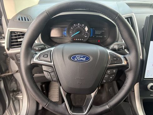 Used 2024 Ford Edge SEL AWD/4WD image 13